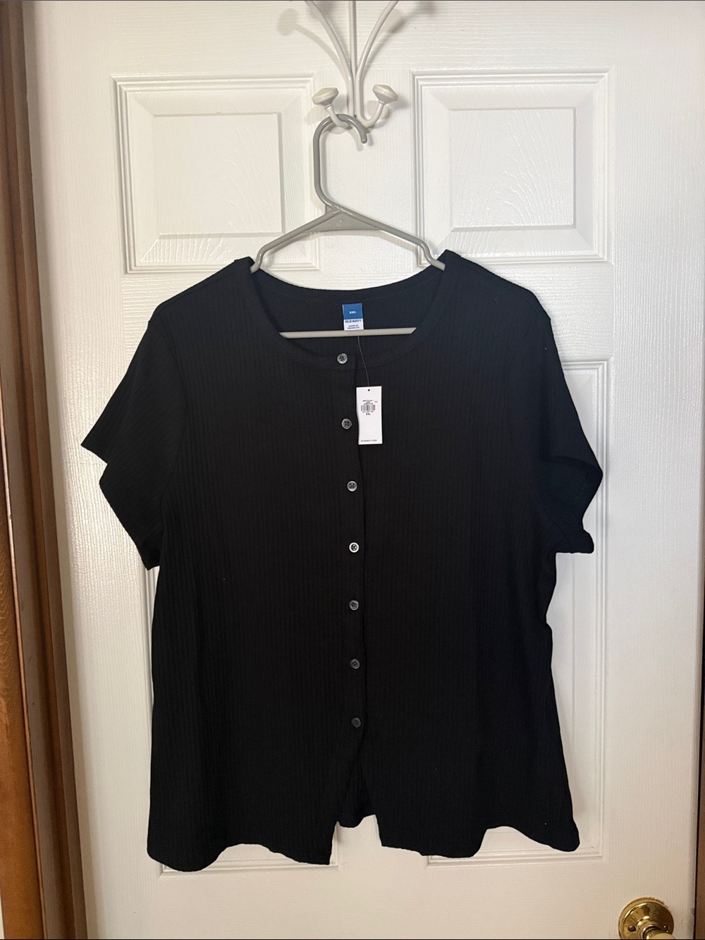 Women's Black Short Sleeve Button Front Top